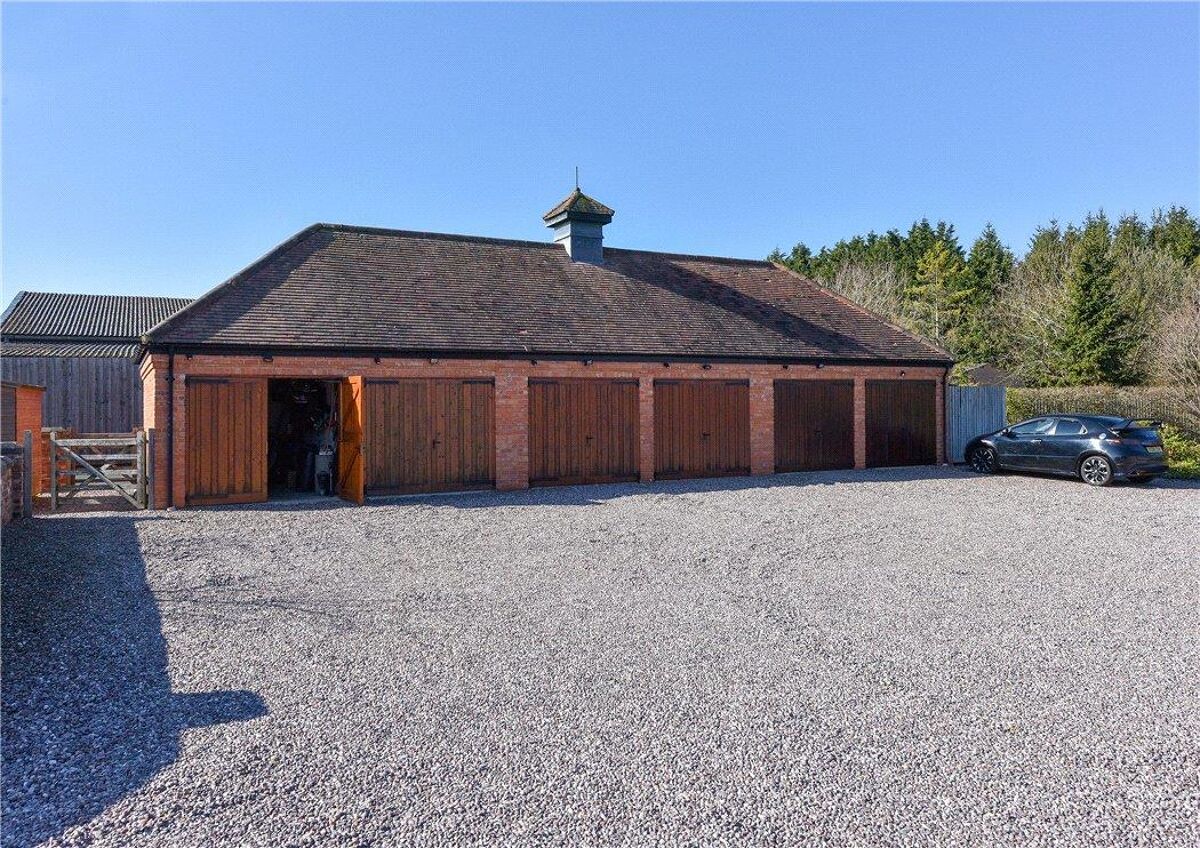 house for sale in Lea End Lane, Hopwood, Birmingham, B48 BRM190043