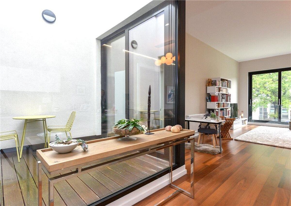 flat for sale in Bournville Lane, Bournville, Birmingham, B30