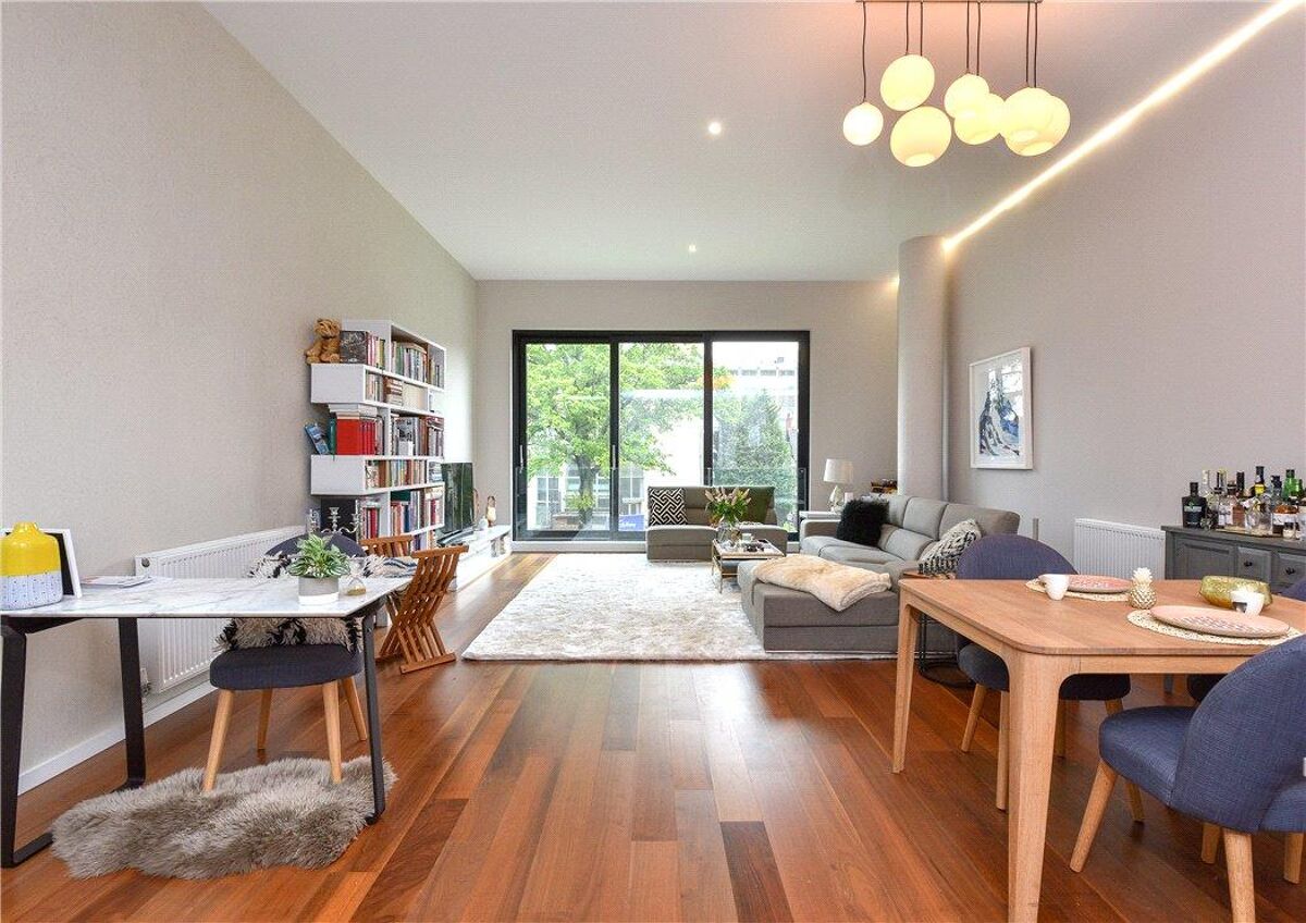 flat for sale in Bournville Lane, Bournville, Birmingham, B30