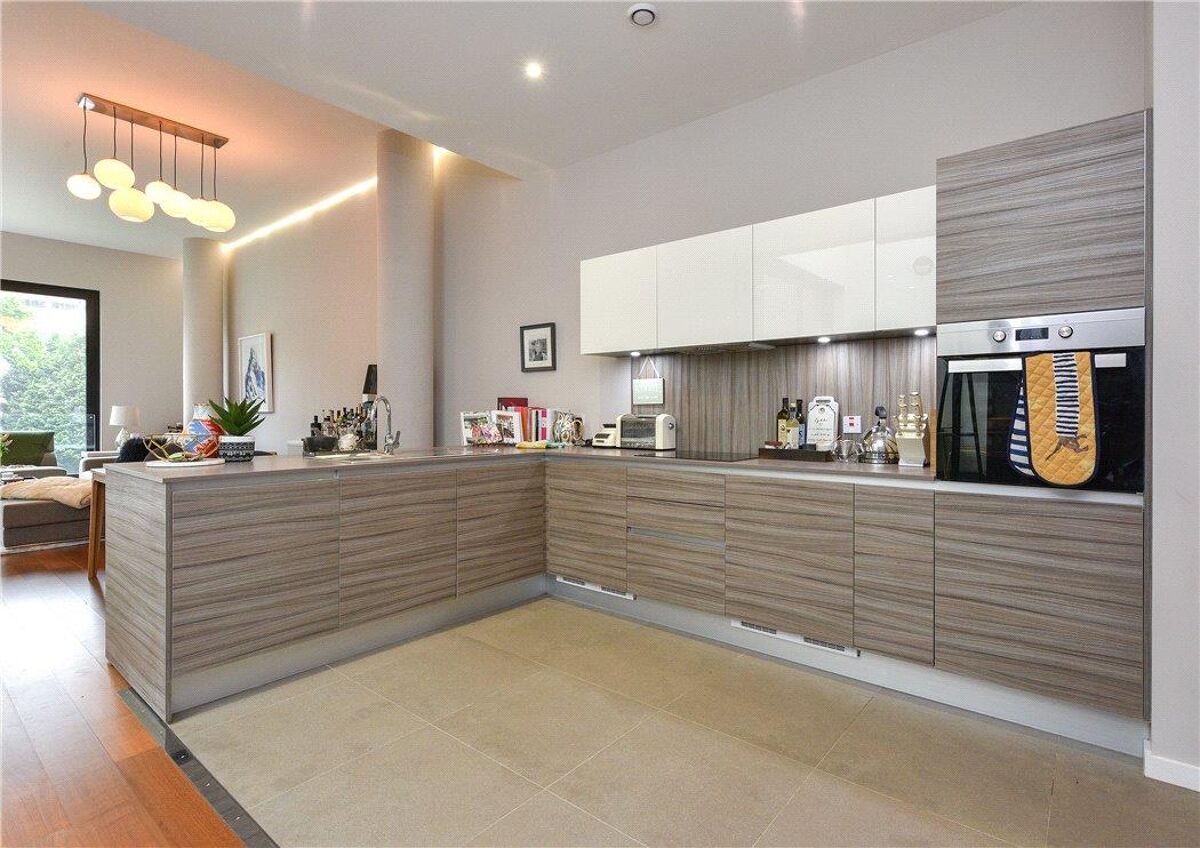 flat for sale in Bournville Lane, Bournville, Birmingham, B30