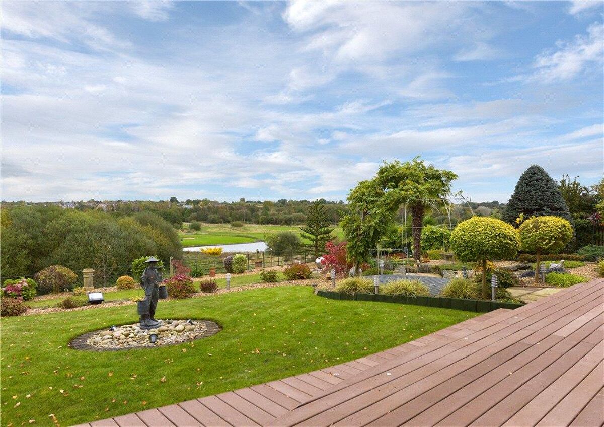 house for sale in Freshwater Drive, Wychwood Park, Cheshire, CW2