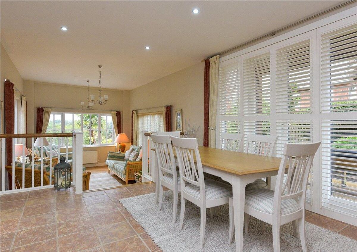 house for sale in Freshwater Drive, Wychwood Park, Cheshire, CW2