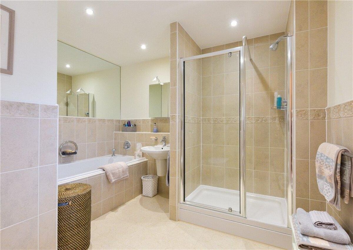 house for sale in Freshwater Drive, Wychwood Park, Cheshire, CW2