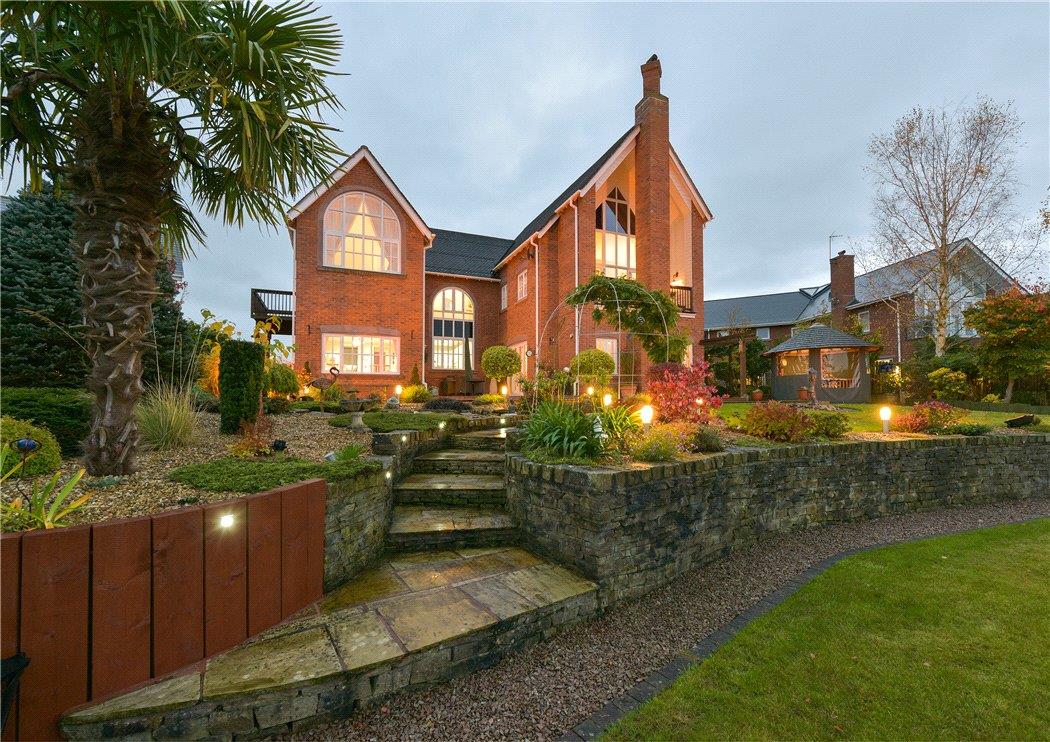 house for sale in Freshwater Drive, Wychwood Park, Cheshire, CW2