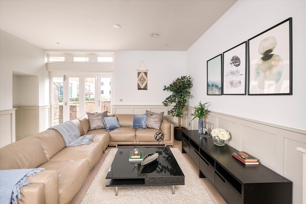 flat for sale in Upper Belgrave Road, Bristol, BS8 BRS012009374