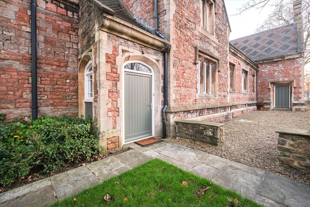 flat for sale in Upper Belgrave Road, Bristol, BS8 BRS012009374