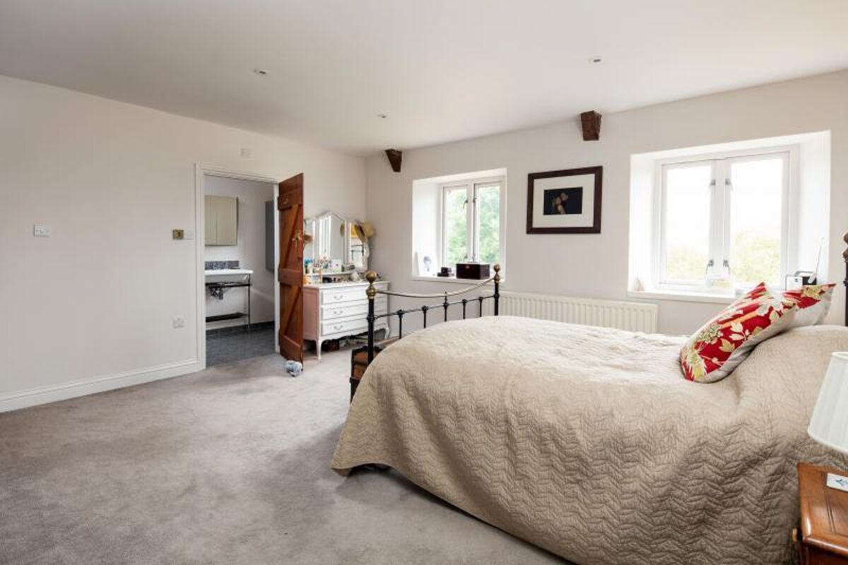 house for sale in Youngwood Lane, Nailsea, Bristol, North Somerset