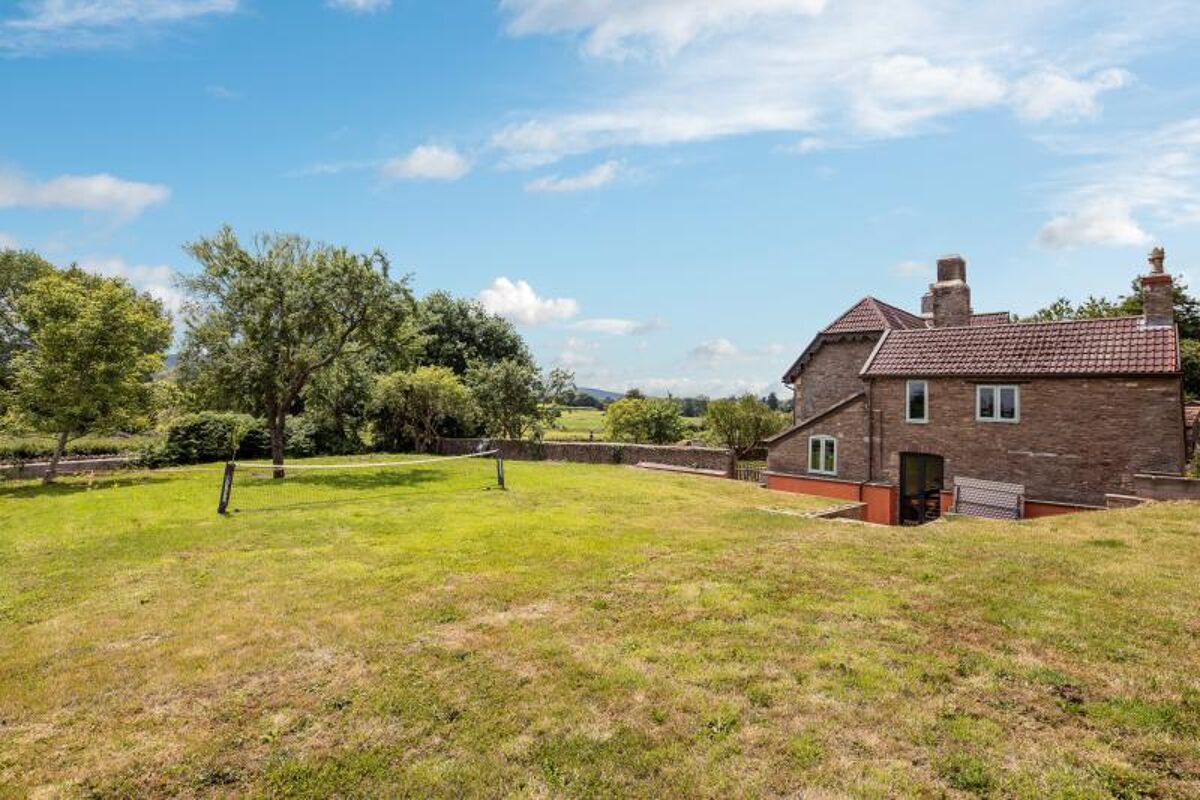 house for sale in Youngwood Lane, Nailsea, Bristol, North Somerset