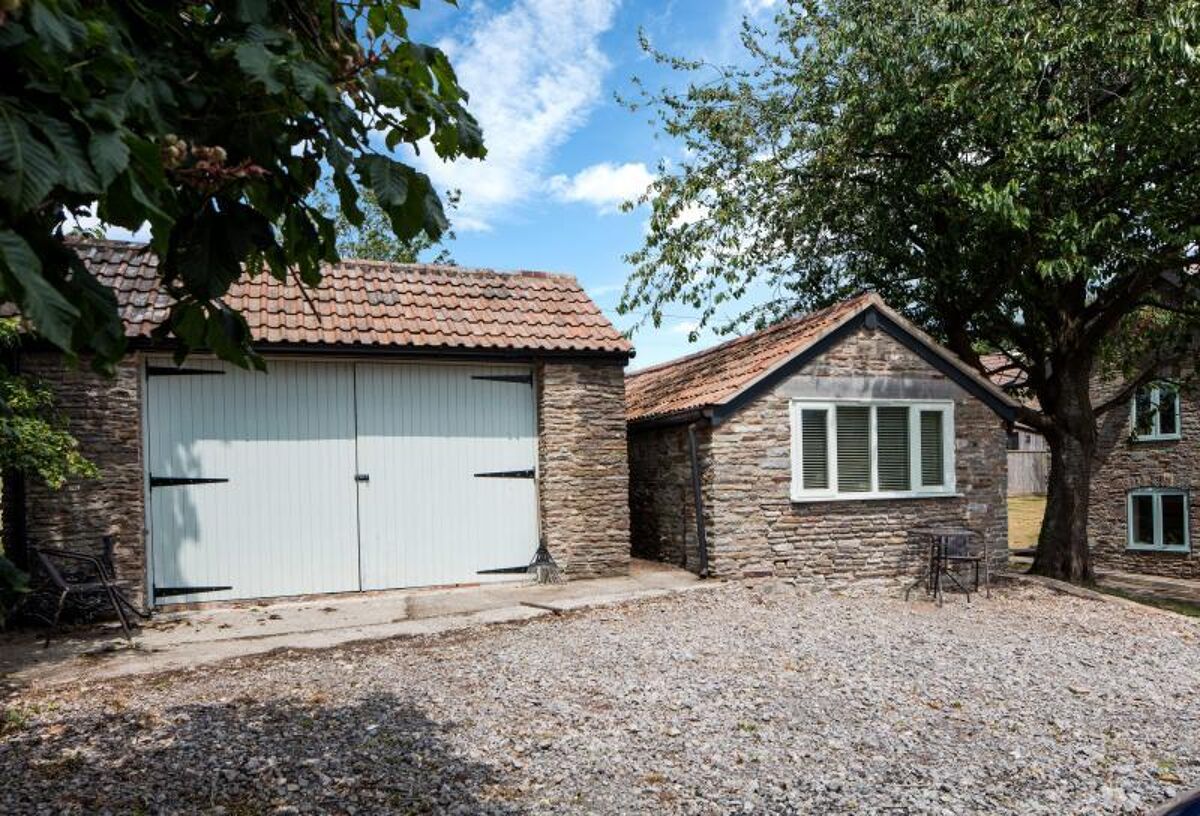 house for sale in Youngwood Lane, Nailsea, Bristol, North Somerset