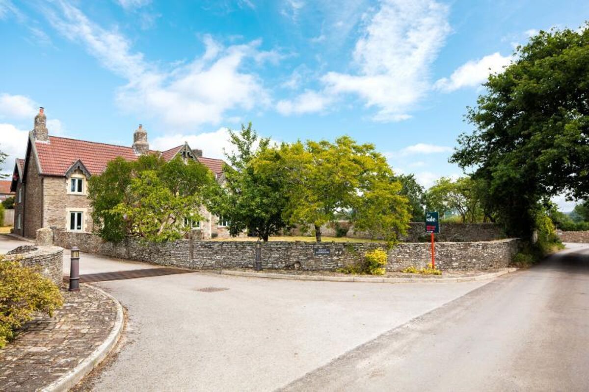 house for sale in Youngwood Lane, Nailsea, Bristol, North Somerset