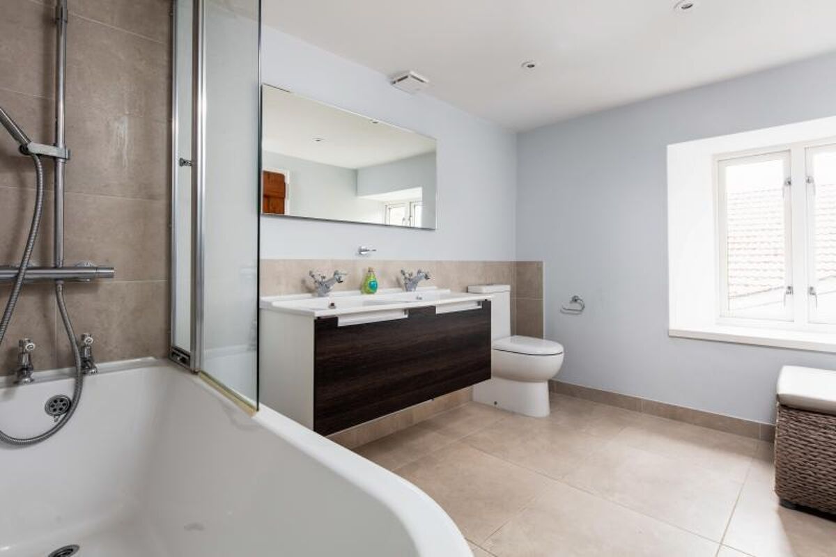 house for sale in Youngwood Lane, Nailsea, Bristol, North Somerset