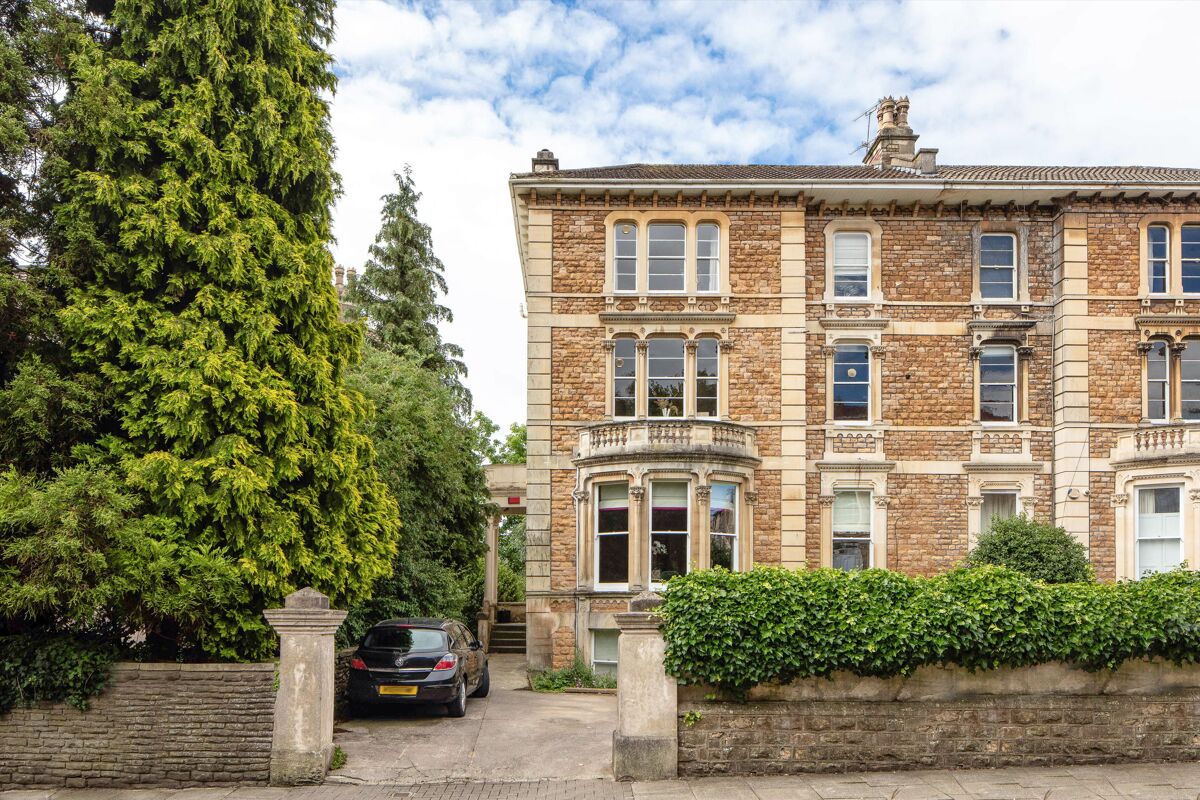 flat for sale in Osborne Road, Clifton, Bristol, BS8 BRS012016256