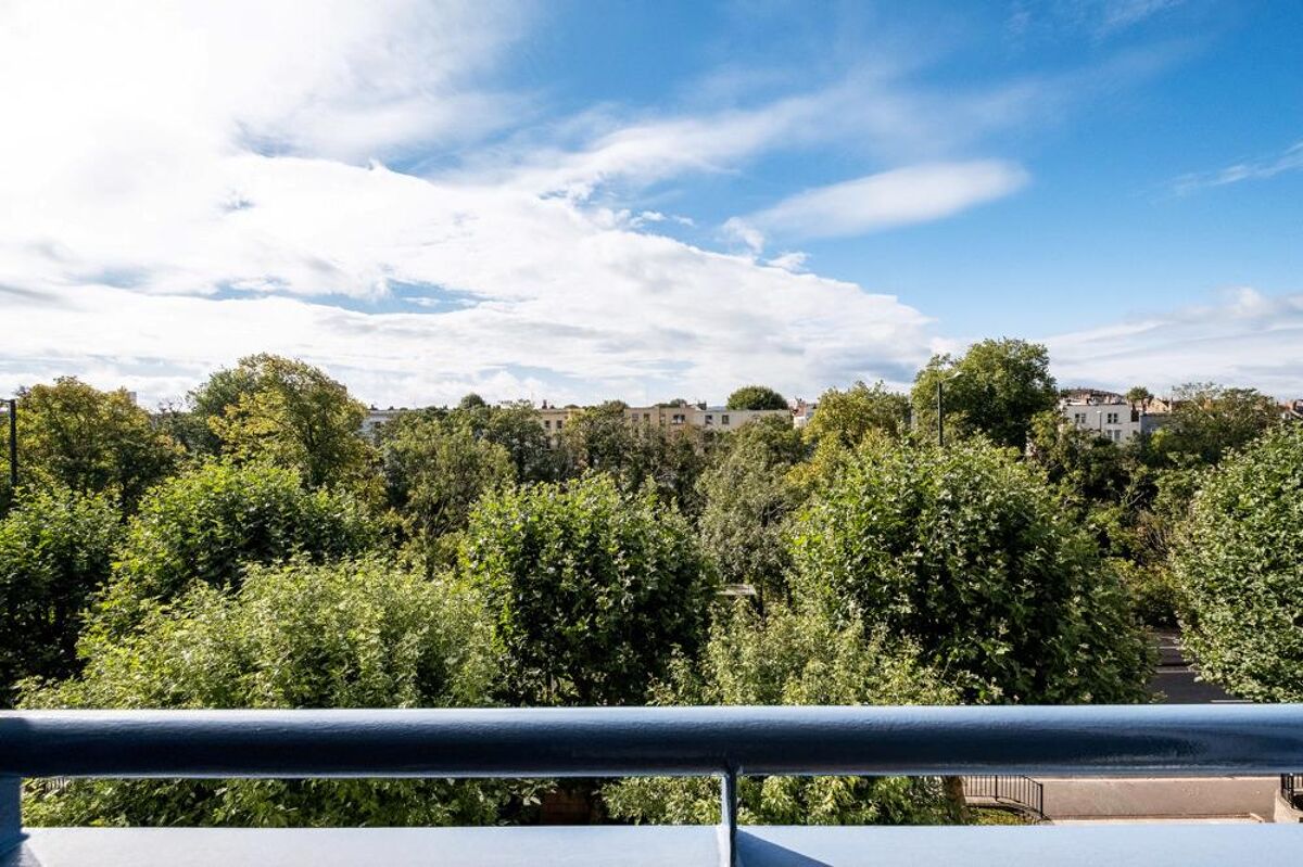 2 BEDROOM PENTHOUSE DUPLEX FOR SALE IN THE QUAYS, CUMBERLAND ROAD