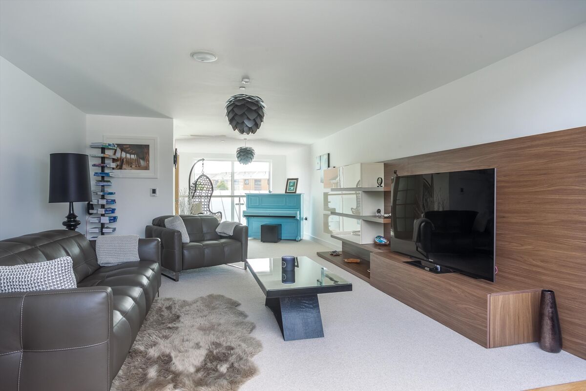 house for sale in Newfoundland Way, Portishead, Bristol, BS20