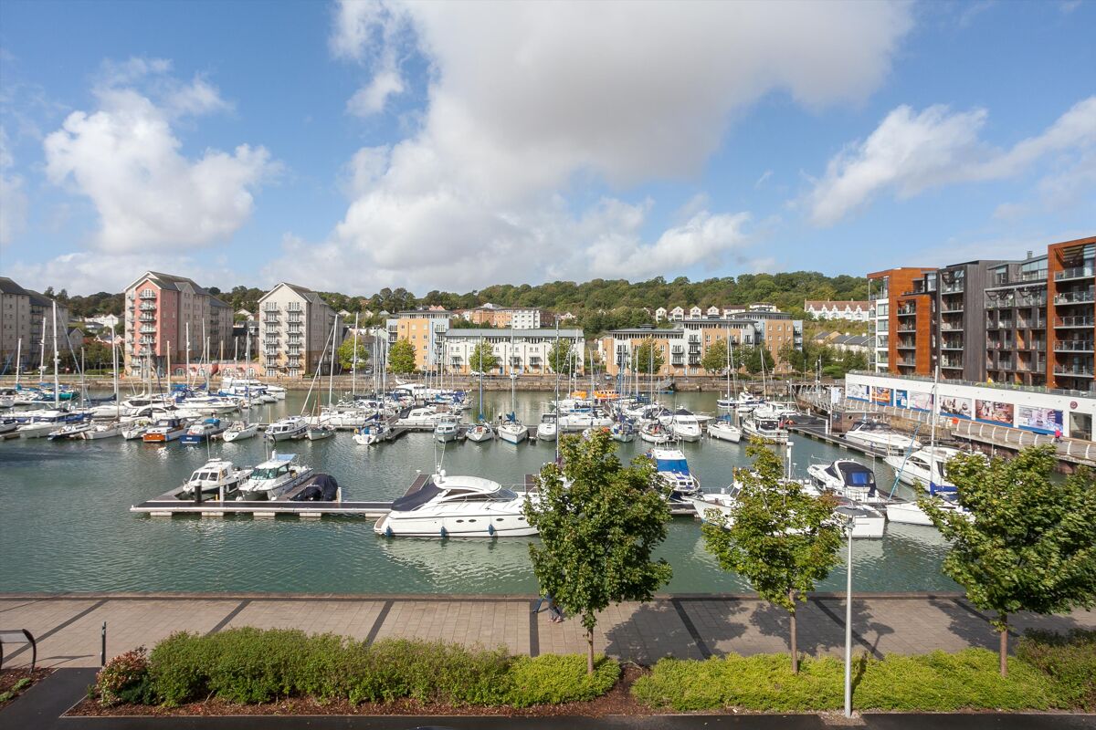 house for sale in Newfoundland Way, Portishead, Bristol, BS20