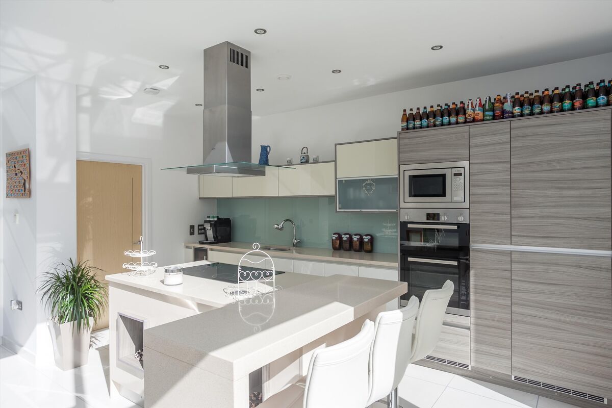 house for sale in Newfoundland Way, Portishead, Bristol, BS20