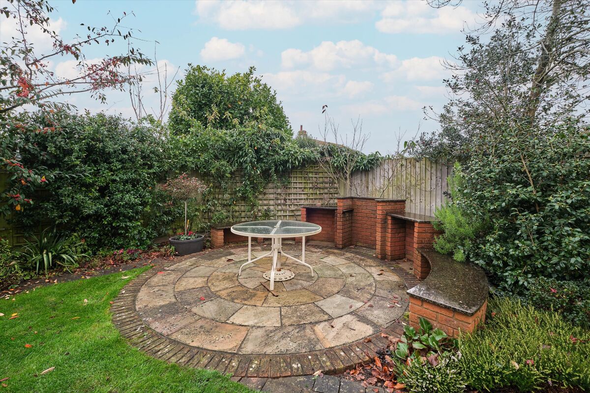 house for sale in St. Marys Grove, Nailsea, Bristol, Somerset, BS48 BRS012077510 Knight Frank