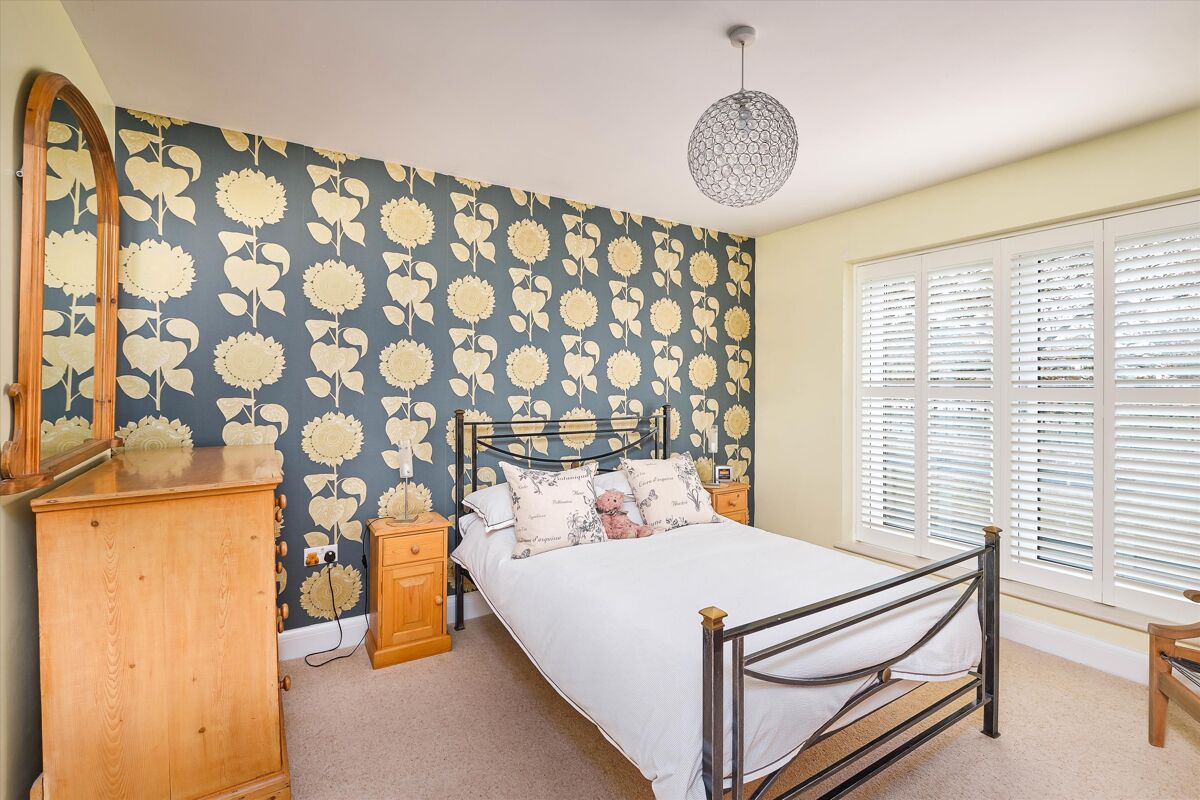 house for sale in St. Marys Grove, Nailsea, Bristol, Somerset, BS48