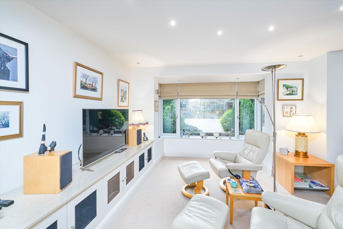 house for sale in St. Marys Grove, Nailsea, Bristol, Somerset, BS48