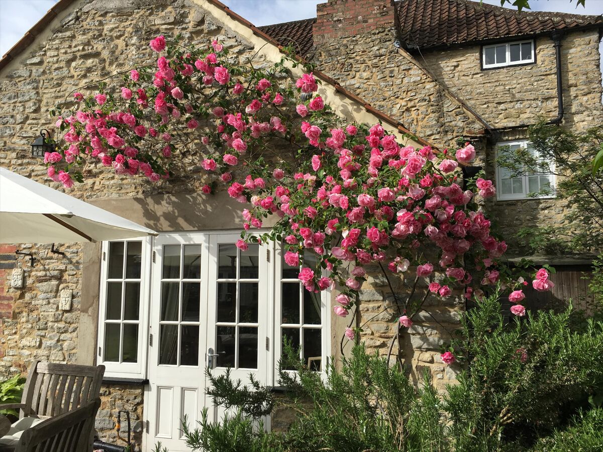 house for sale in Abson Road, Pucklechurch, Bristol, BS16