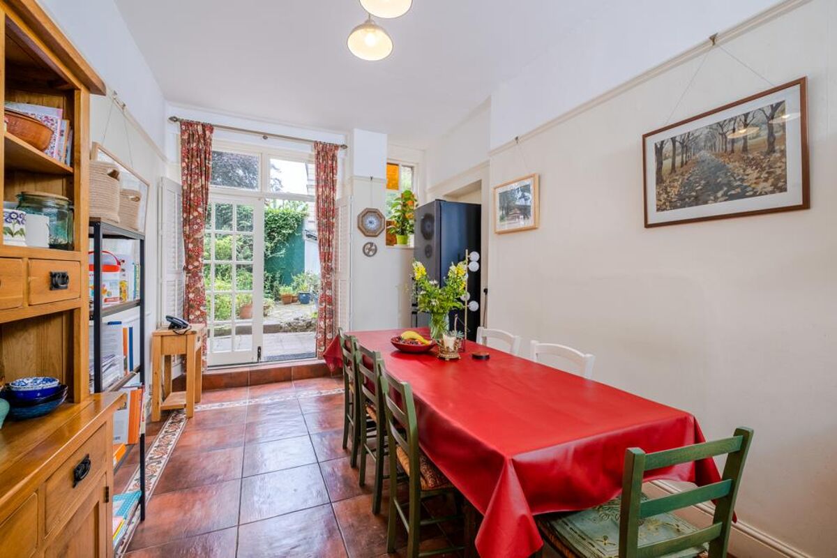 flat for sale in Apsley Road, Clifton, BS8 BRS012107400 Knight Frank