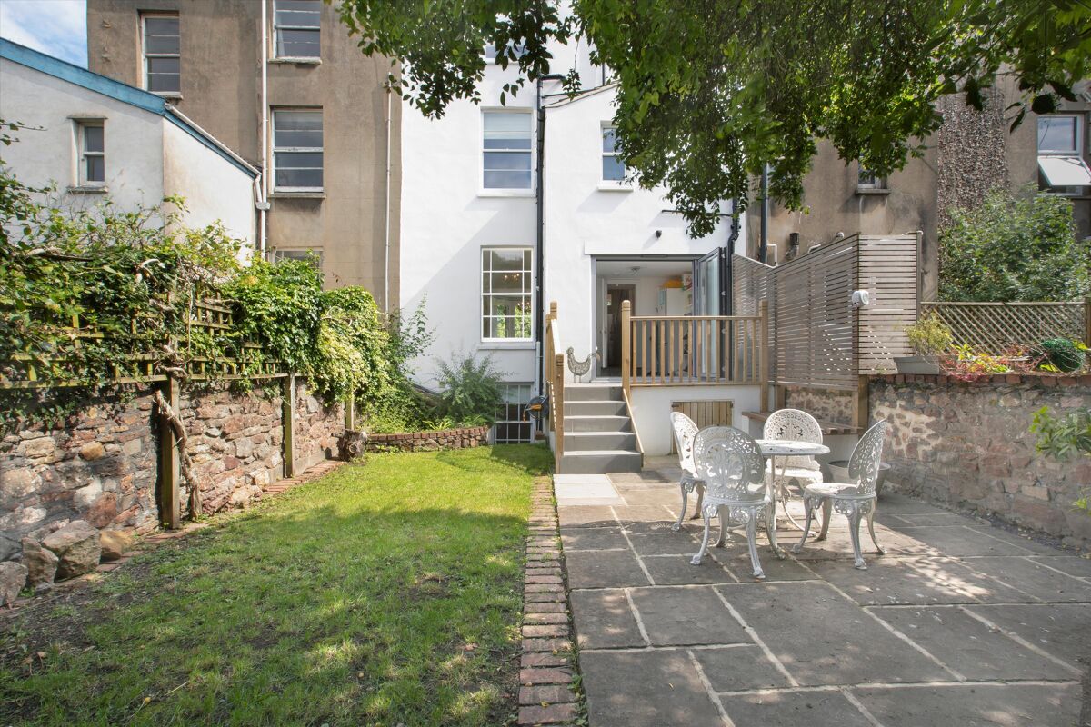 house for sale in Alma Vale Road, Clifton, BS8 BRS012110289 Knight