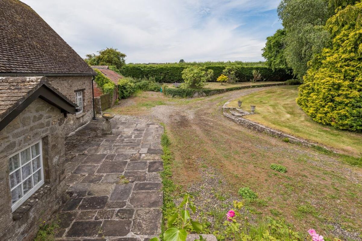 house for sale in TwynySherriff, Raglan, Usk, Sir Fynwy, NP15