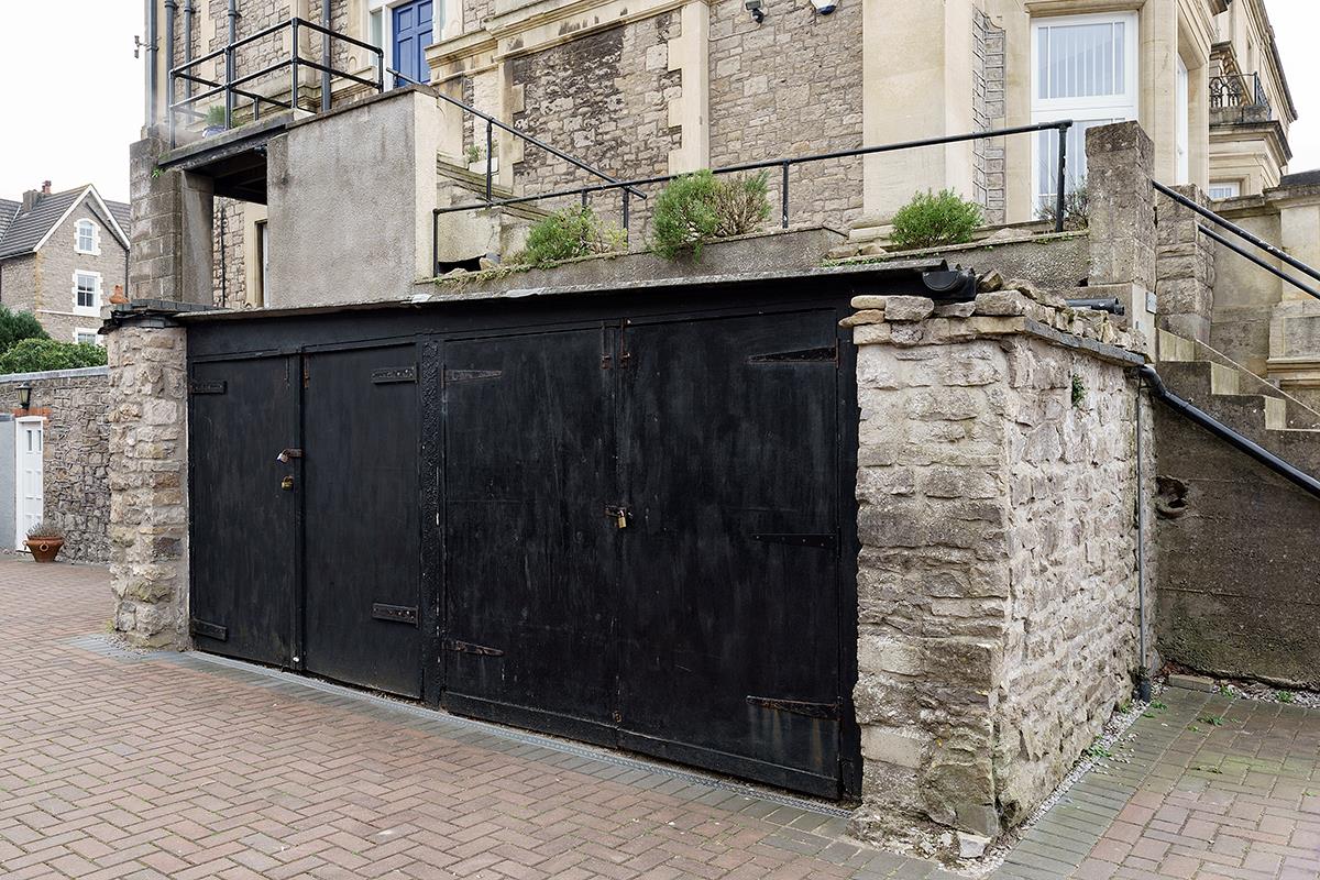 flat for sale in Hallam House, 11 Elton Road, Clevedon, BS21