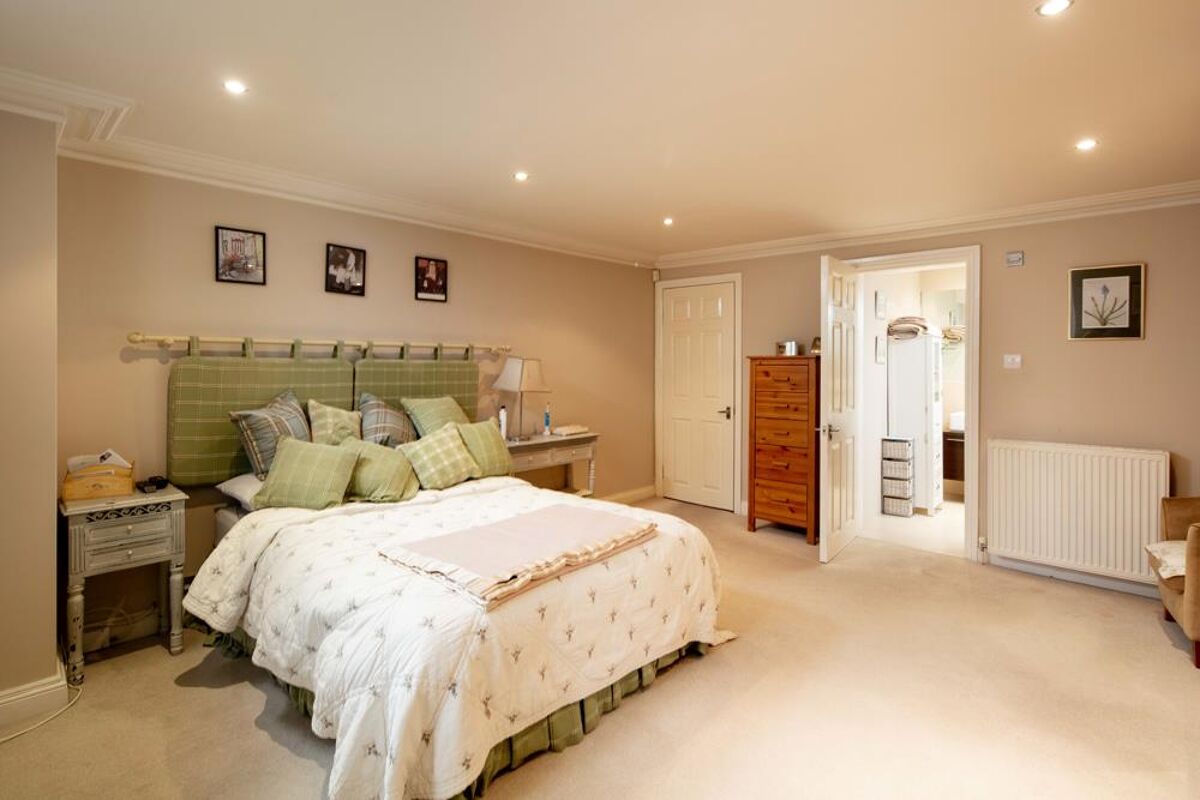 flat for sale in Downleaze, Stoke BS9 BRS012171174 Knight Frank