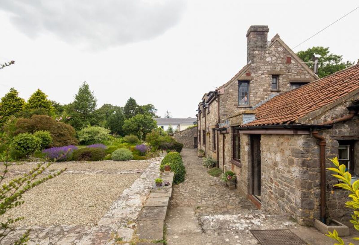 house for sale in Clevedon Road, Failand, Bristol, BS8 BRS012195408