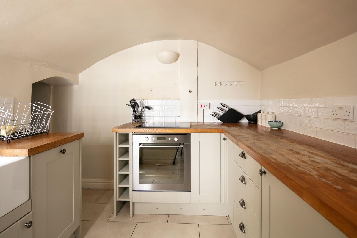 flat for sale in Apsley Road, Clifton, Bristol, BS8 BRS012271335 Knight Frank