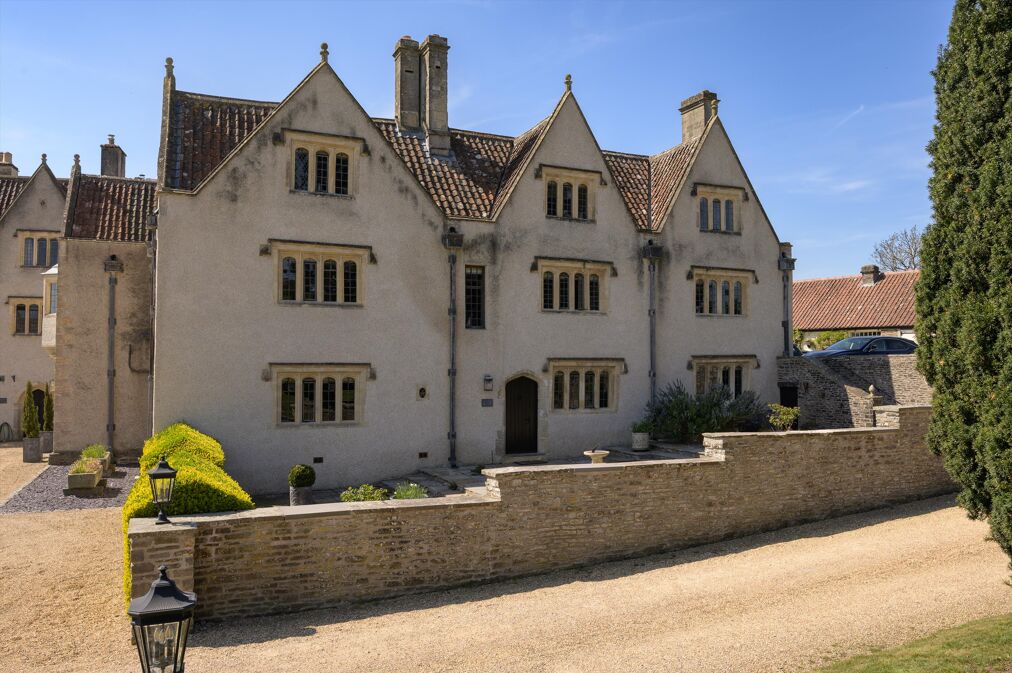Image of Le Frye House, Nailsea Court, Chelvey Road, Chelvey, North Somerset, BS48