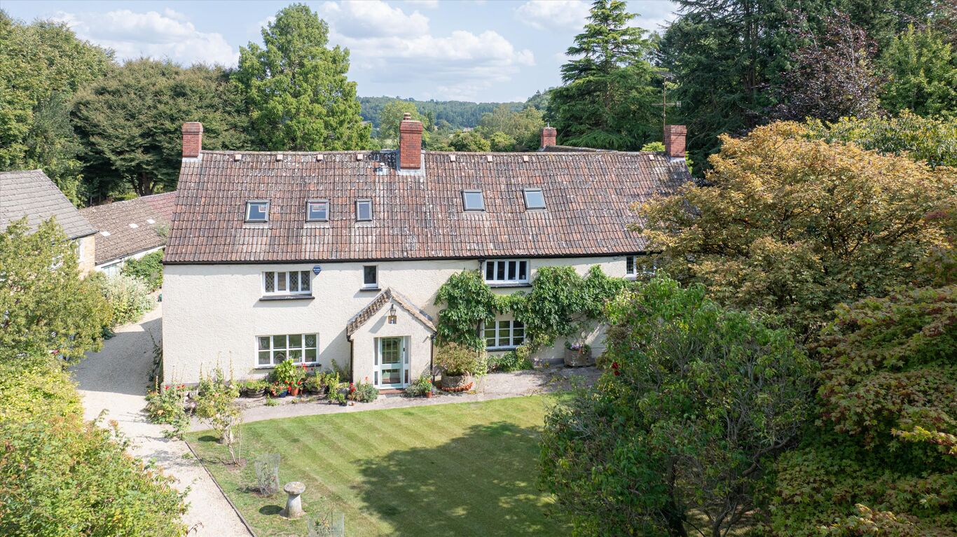 Image of Pitt Court, North Nibley, Dursley, Gloucestershire GL11