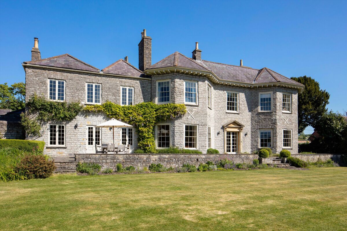 house for sale in Siston, Mangotsfield, Bristol, Gloucestershire, BS16 BRS120233 Knight Frank