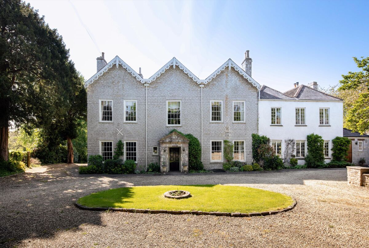 house for sale in Siston, Mangotsfield, Bristol, Gloucestershire, BS16