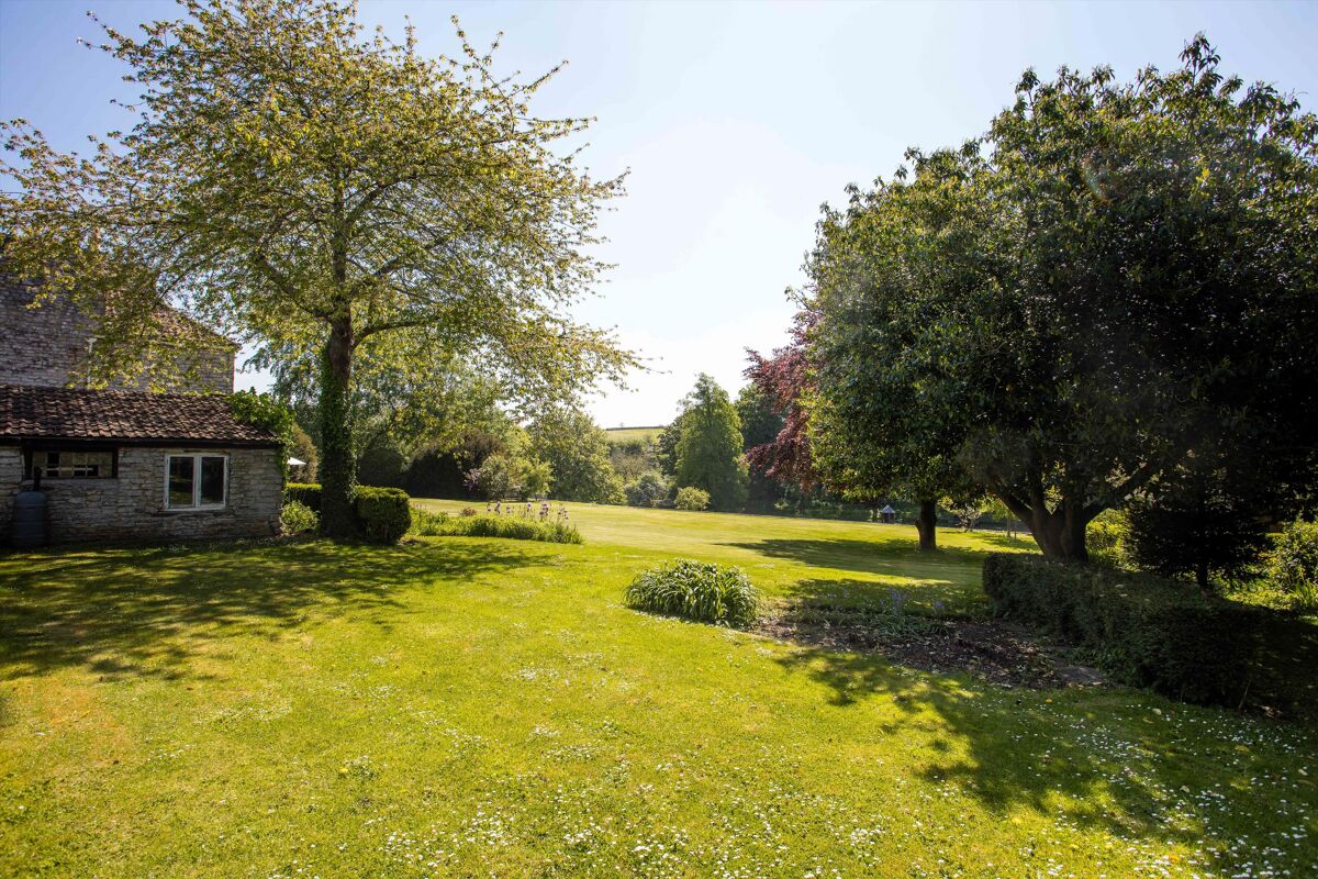 house for sale in Siston, Mangotsfield, Bristol, Gloucestershire, BS16