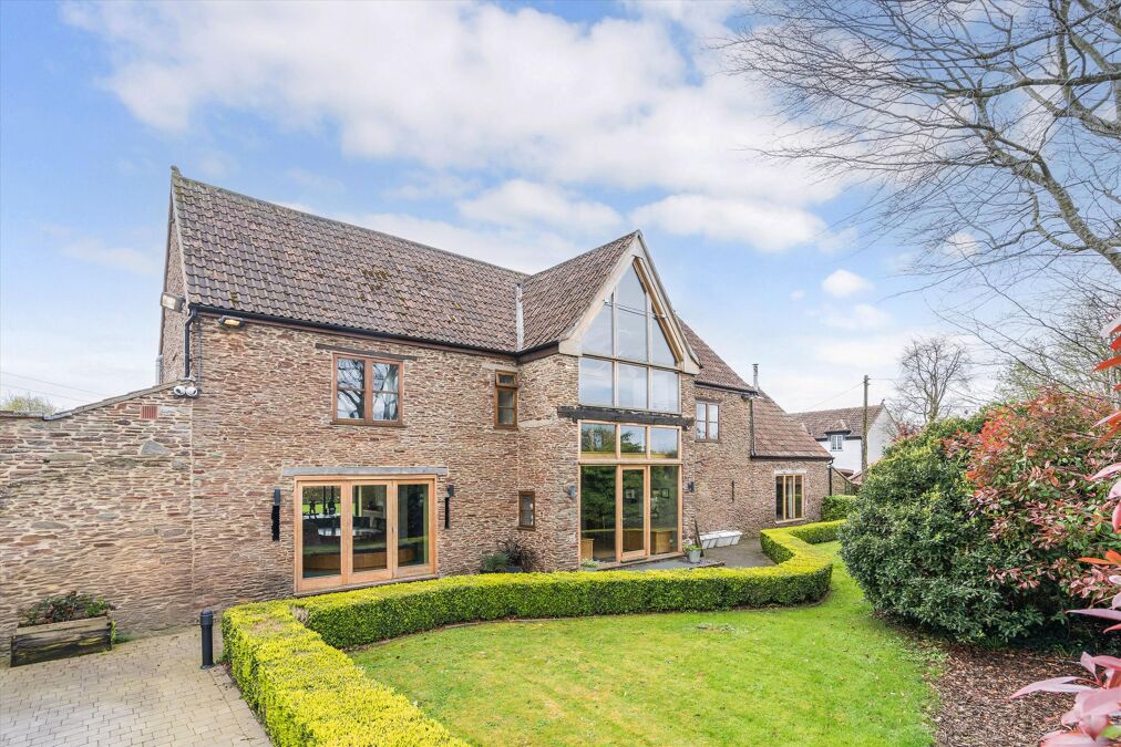 Image of Dyers Lane, Iron Acton, Bristol, Gloucestershire, BS37