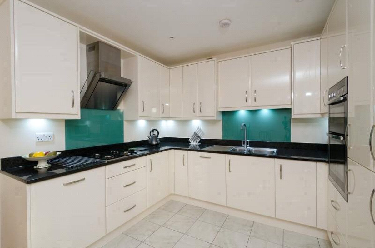 flat for sale in Liberty Gardens, Caledonian Road, Bristol, BS1