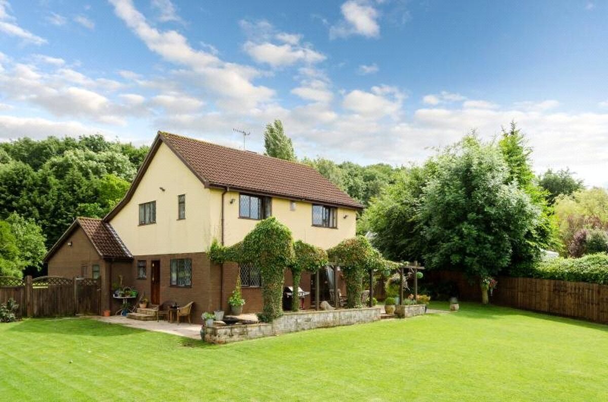 house for sale in Rhodyate Hill, Congresbury, Bristol, North Someset