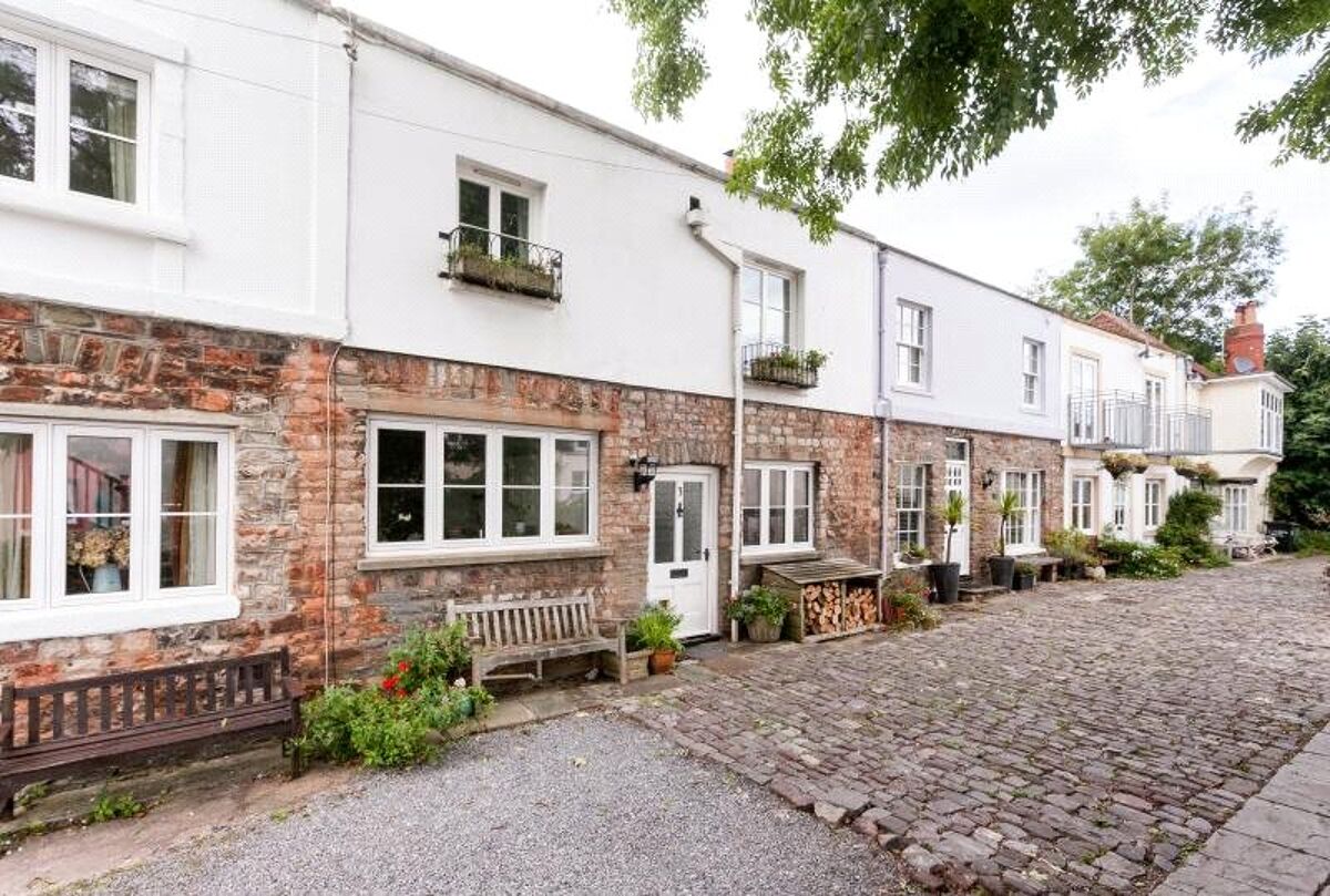house for sale in Caledonia Mews, Clifton, Bristol, BS8 BRS160267