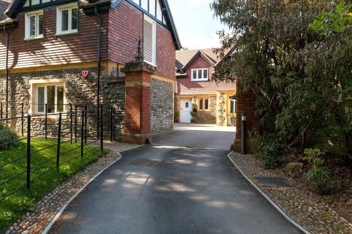 The organisation of the lists in this series is on the same basis as the statutory register. Leigh Woods Bristol - house for sale in Coach House Mews, North Road, Leigh ...