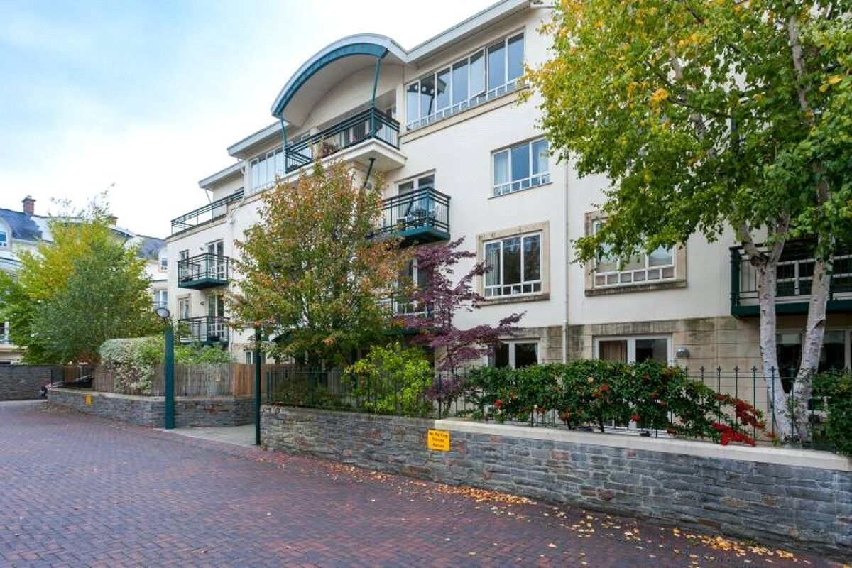 flat for sale in Grange Road, Clifton, Bristol, BS8 BRS170302