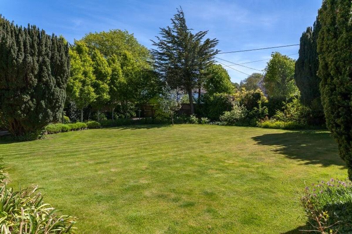 house for sale in Cambridge Road, Clevedon, North Somerset, BS21