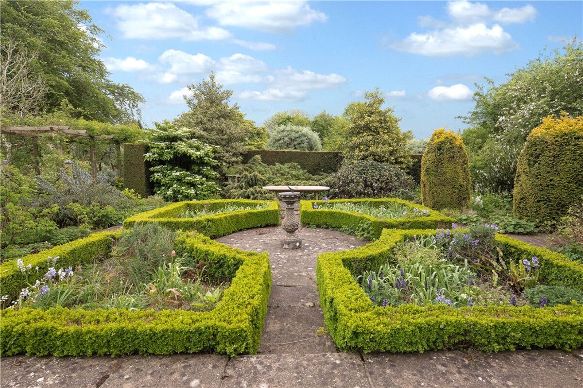 house for sale in Belluton, Pensford, Bristol, Somerset, BS39