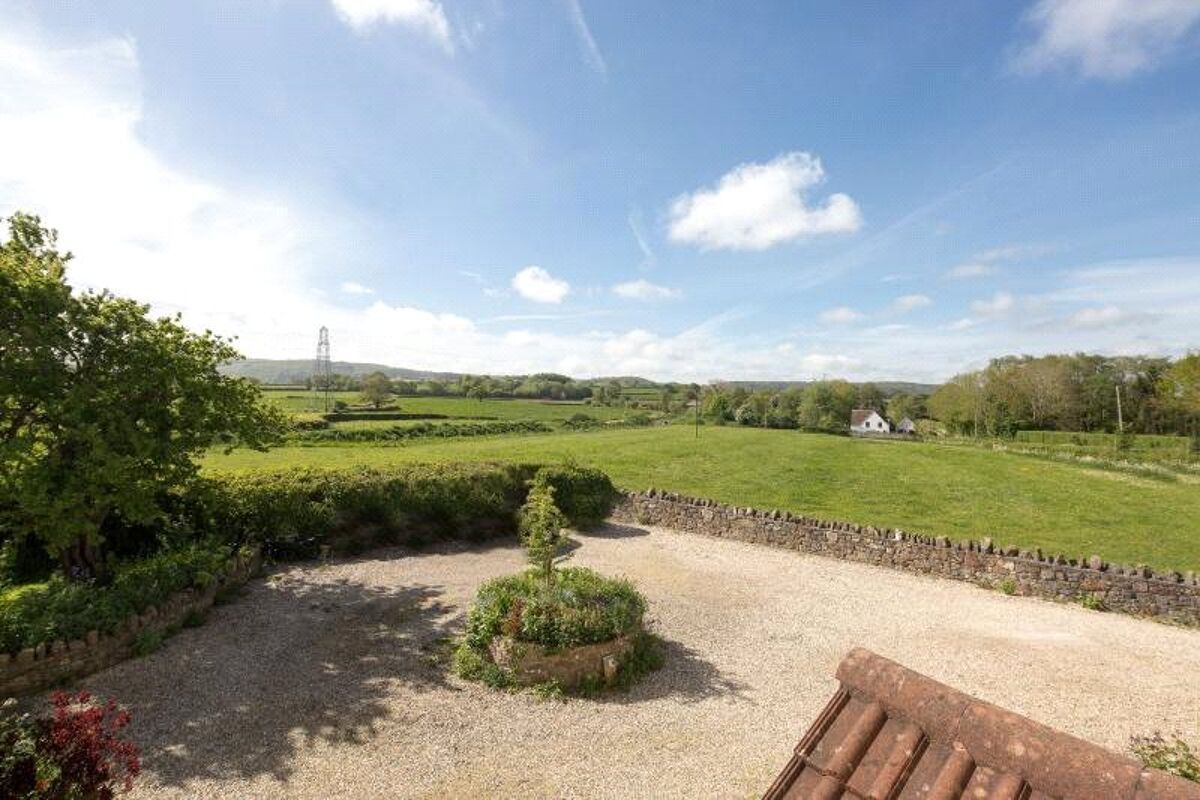 house for sale in Brinsea, Congresbury, Bristol, North Somerset, BS49