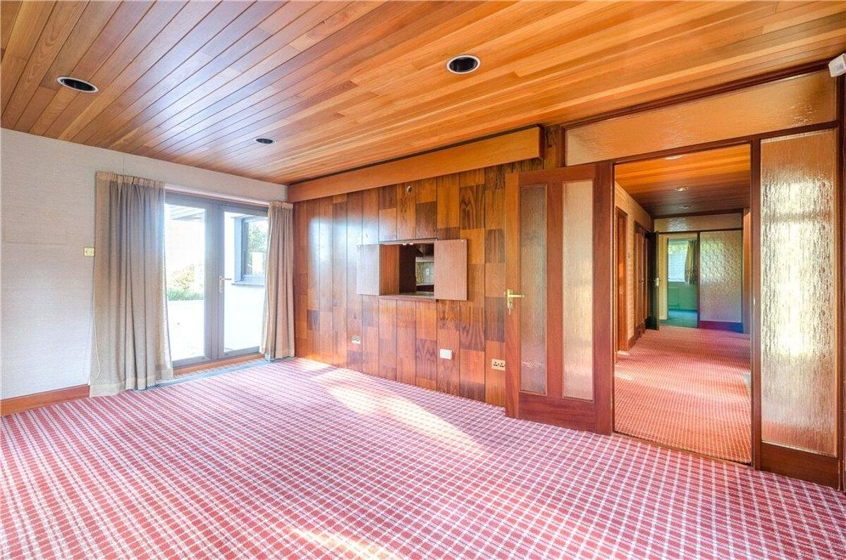 house for sale in Church Road, Stoke Bristol, BS9 BRS180033