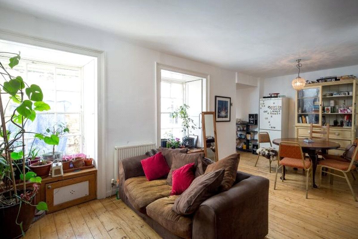 flat for sale in Cornwallis Crescent, Clifton, Bristol, BS8 BRS180050