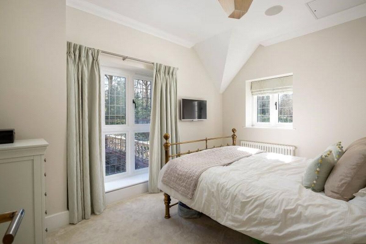 house for sale in Coach House Mews, North Road, Leigh Woods, Bristol