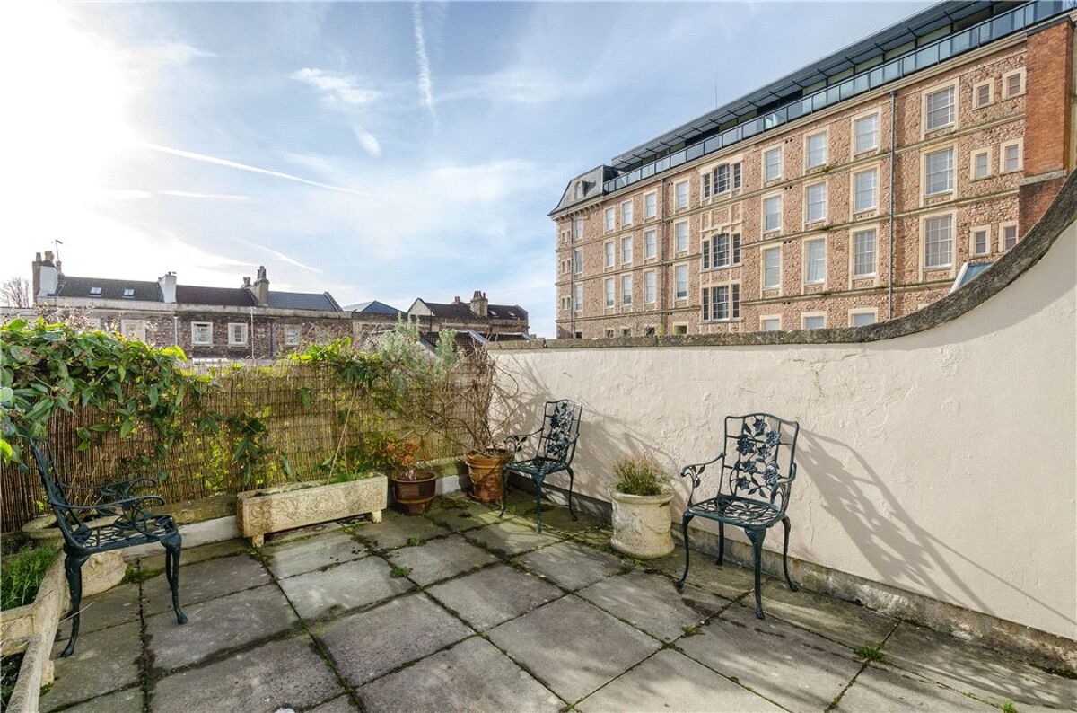 flat for sale in Gloucester Row, Bristol, BS8 BRS180243 Knight Frank