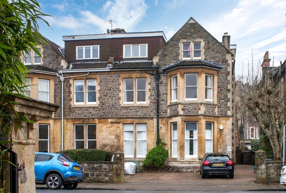 for sale in Redland Road, Redland, Bristol, BS6 BRS180311